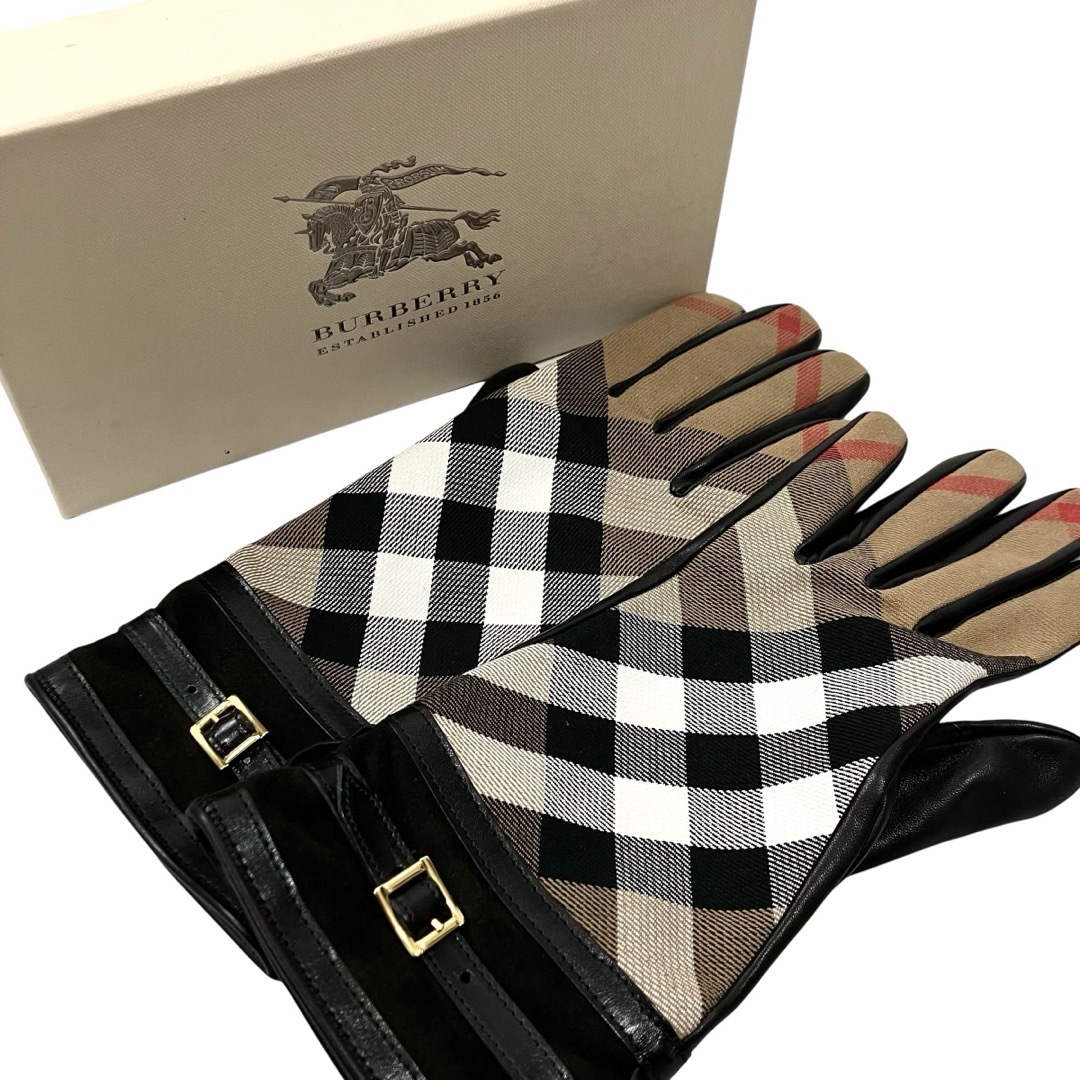 美品】 Burberry バーバリー 短い キーケース ノバチェック レザー 美品】 Burberry バーバリー 短い キーケース ノバチェック レザー