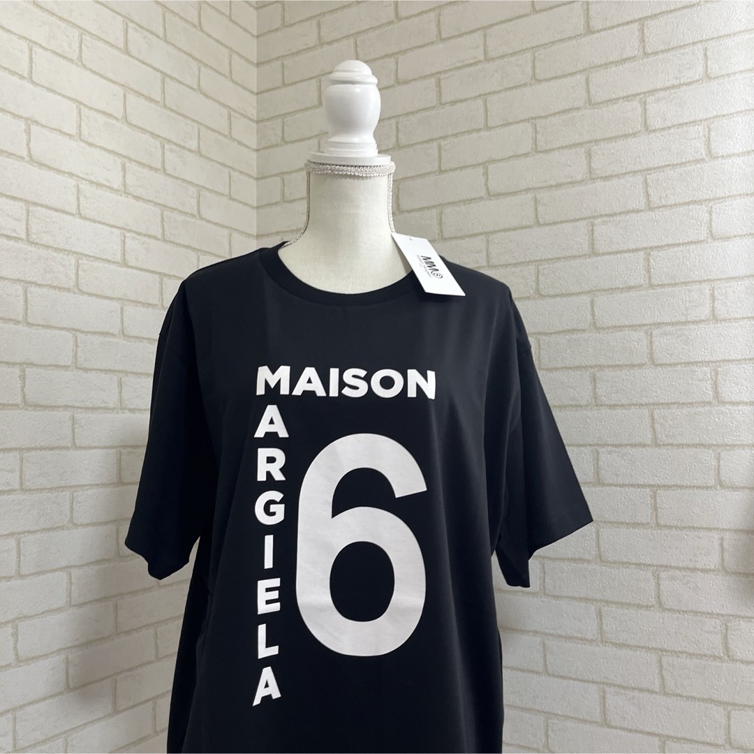 MM6(エムエムシックス)のMM6 Maison Margiela 新品 ロゴ Tシャツ エムエムシックス レディースのトップス(Tシャツ(半袖/袖なし))の商品写真