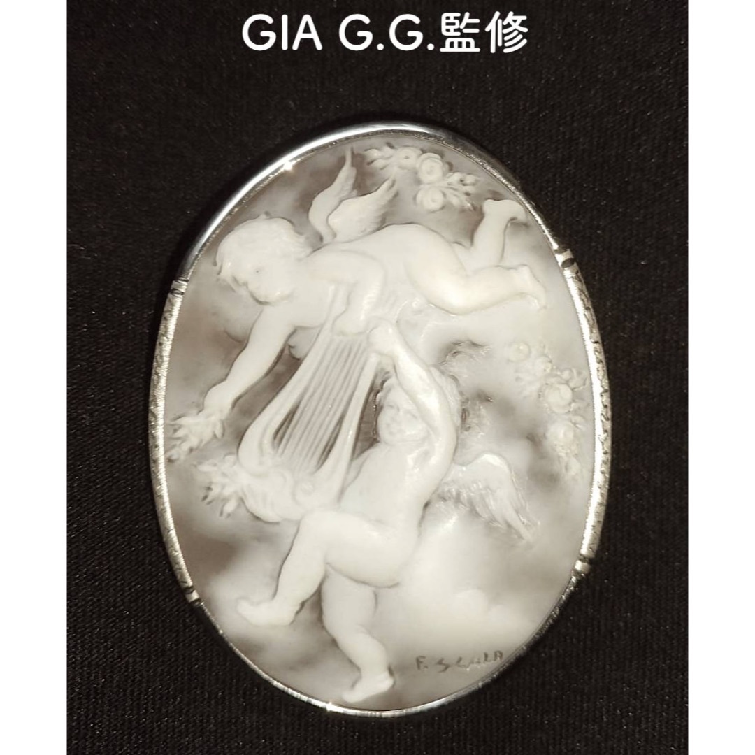 GIA G.G.監修🎁シェルカメオ　ブローチ　ペンダント ⭐️　 🇮🇹　広瀬黒澤 レディースのアクセサリー(ブローチ/コサージュ)の商品写真