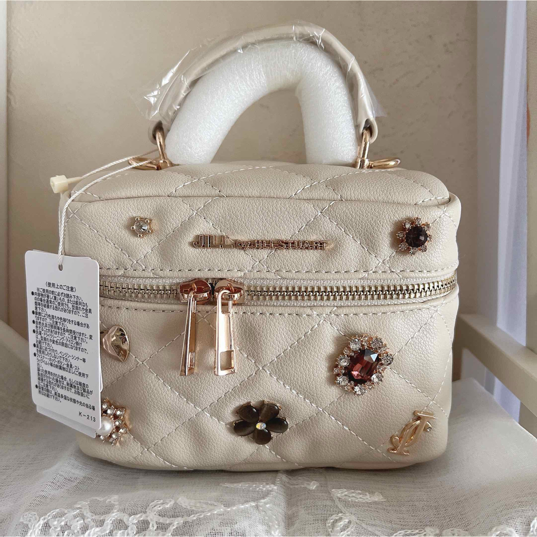 JILL by JILLSTUART - ジル バイ ジル スチュアート ブローチ JILL by JILLSTUART - ジル バイ ジル スチュアート ブローチ
