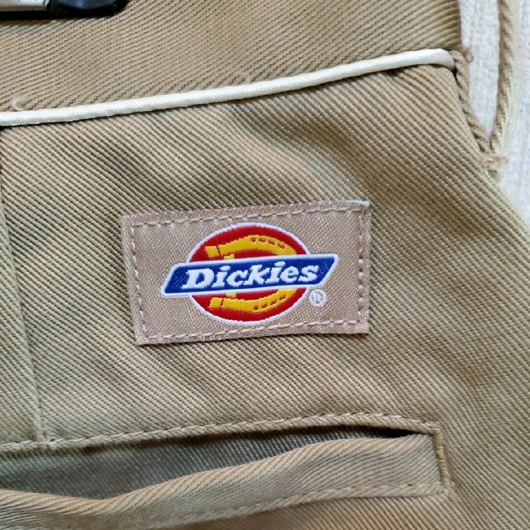 Dickies(ディッキーズ)のDickies ベージュハーフパンツSほとんど着用してません。 メンズのパンツ(ショートパンツ)の商品写真