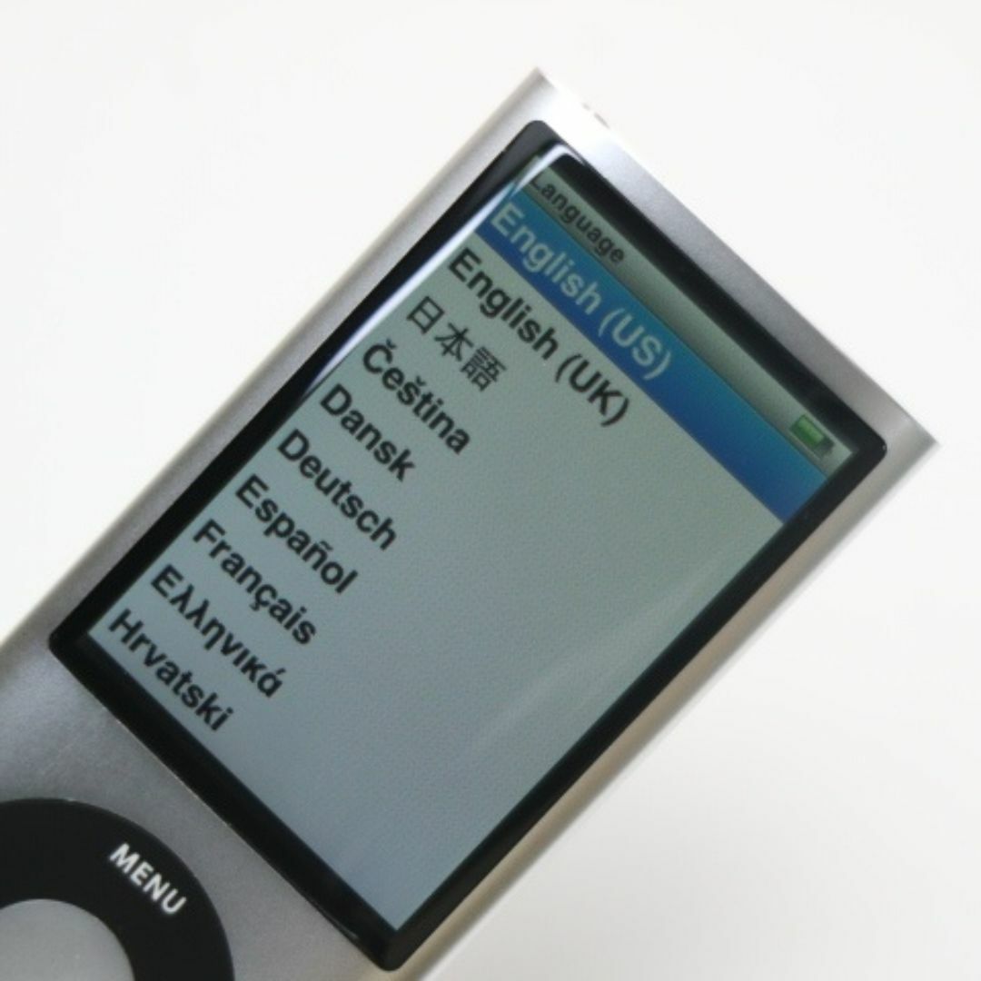 iPod(アイポッド)の超美品 iPOD nano 第5世代 8GB シルバー M777 スマホ/家電/カメラのオーディオ機器(ポータブルプレーヤー)の商品写真