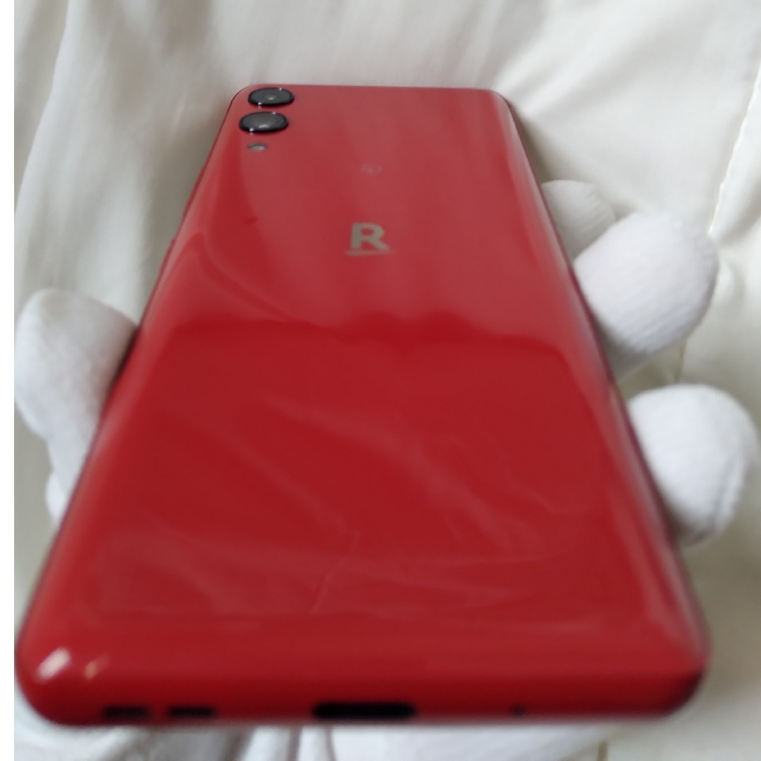 Rakuten(ラクテン)の「Rakuten Hand 5G P780」クリムゾンレッド 保護フィルム付き スマホ/家電/カメラのスマートフォン/携帯電話(スマートフォン本体)の商品写真