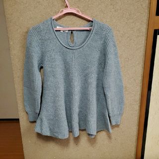 グローブ(grove)のニット 長袖 トップス　グレー　grove Mサイズ　中古多少の着用感ありの為(ニット/セーター)