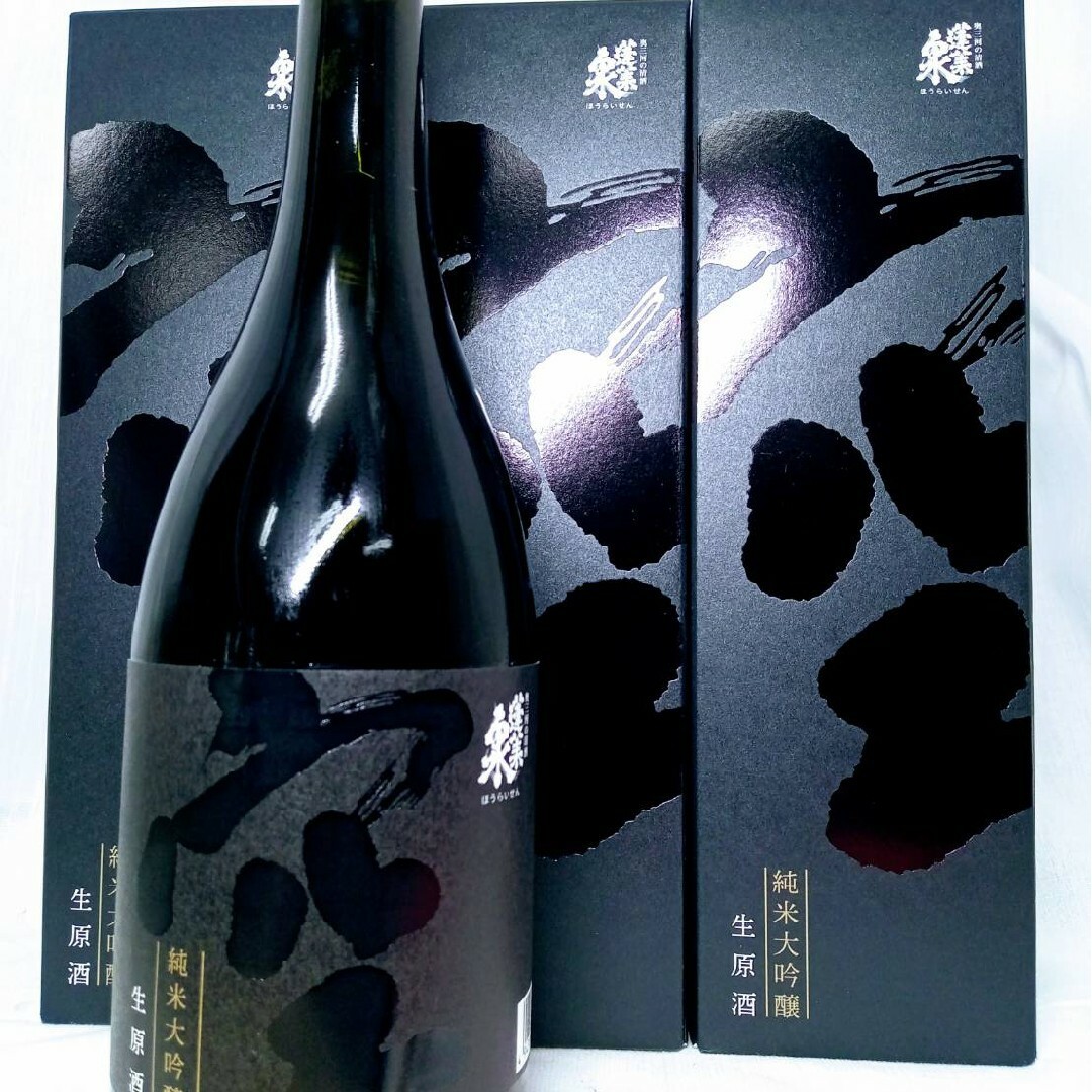 蓬莱泉純米大吟醸ブラック空720ml専用箱付き12本セット！ 食品/飲料/酒の酒(日本酒)の商品写真