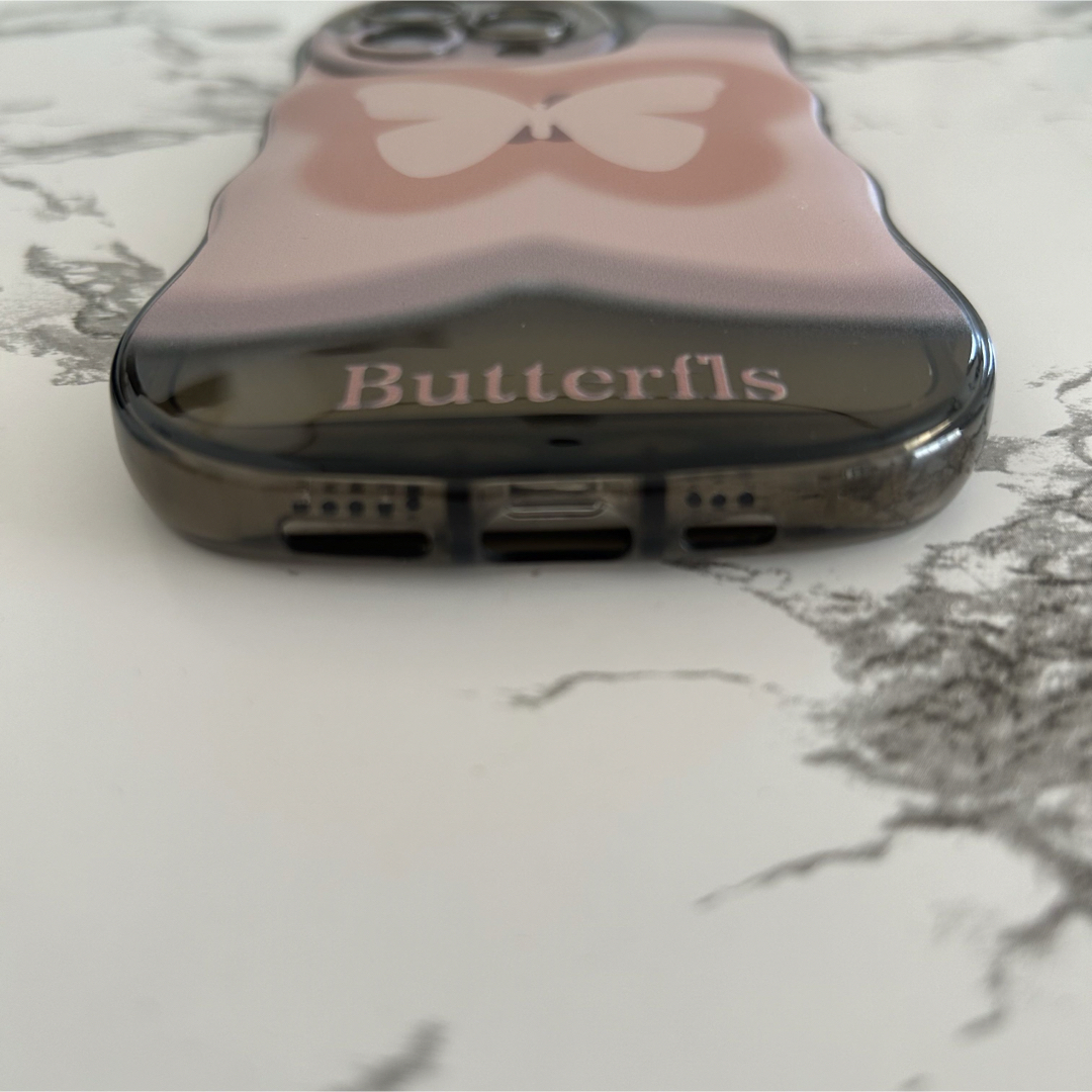 Butterflyブラック　iPhone14Pro ケースカバー スマホ/家電/カメラのスマホアクセサリー(iPhoneケース)の商品写真