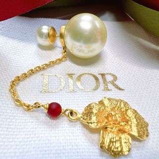 ディオール(Dior)の正規品Christian Diorディオール　パール　ピアス片耳　入手困難　美品(ピアス)