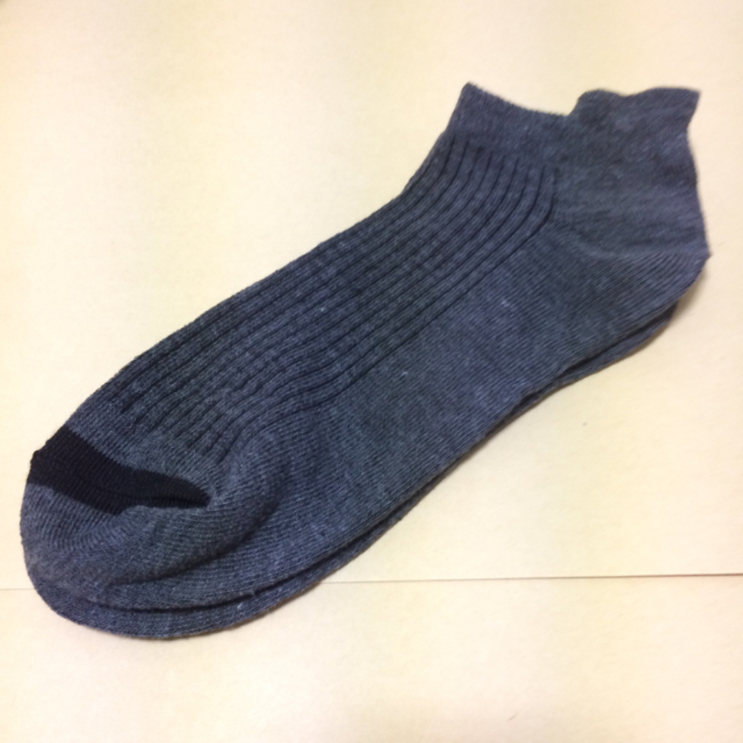 新品 未使用 靴下 くつ下 ソックス 22〜24cm 黒 レディースのレッグウェア(ソックス)の商品写真