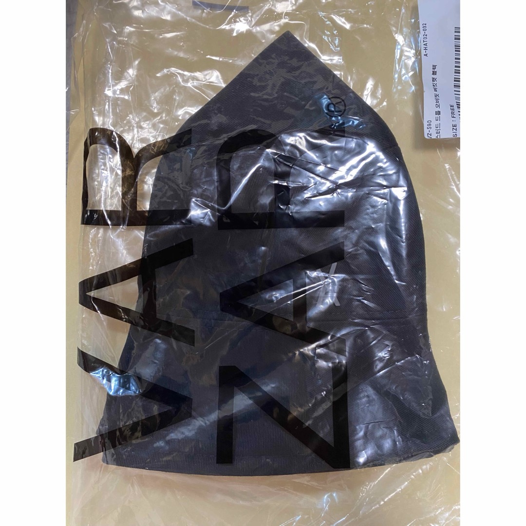 【新品未開封】 VARZAR  stud ロゴ バケットハット590 ブラック黒 レディースの帽子(ハット)の商品写真