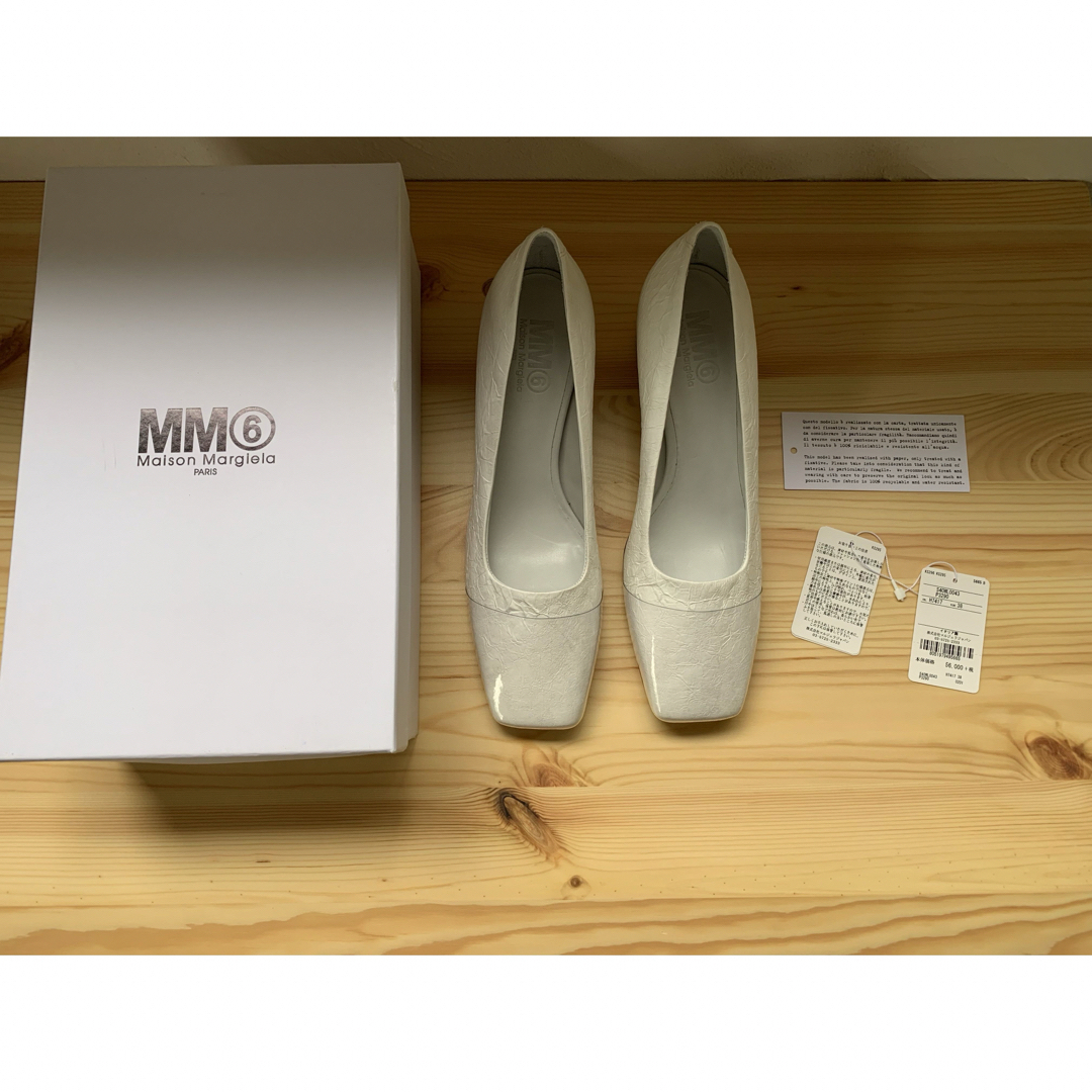 Maison Martin Margiela(マルタンマルジェラ)のMM6 Maison Margiela スクエアトゥ パンプス マルジェラ レディースの靴/シューズ(ハイヒール/パンプス)の商品写真