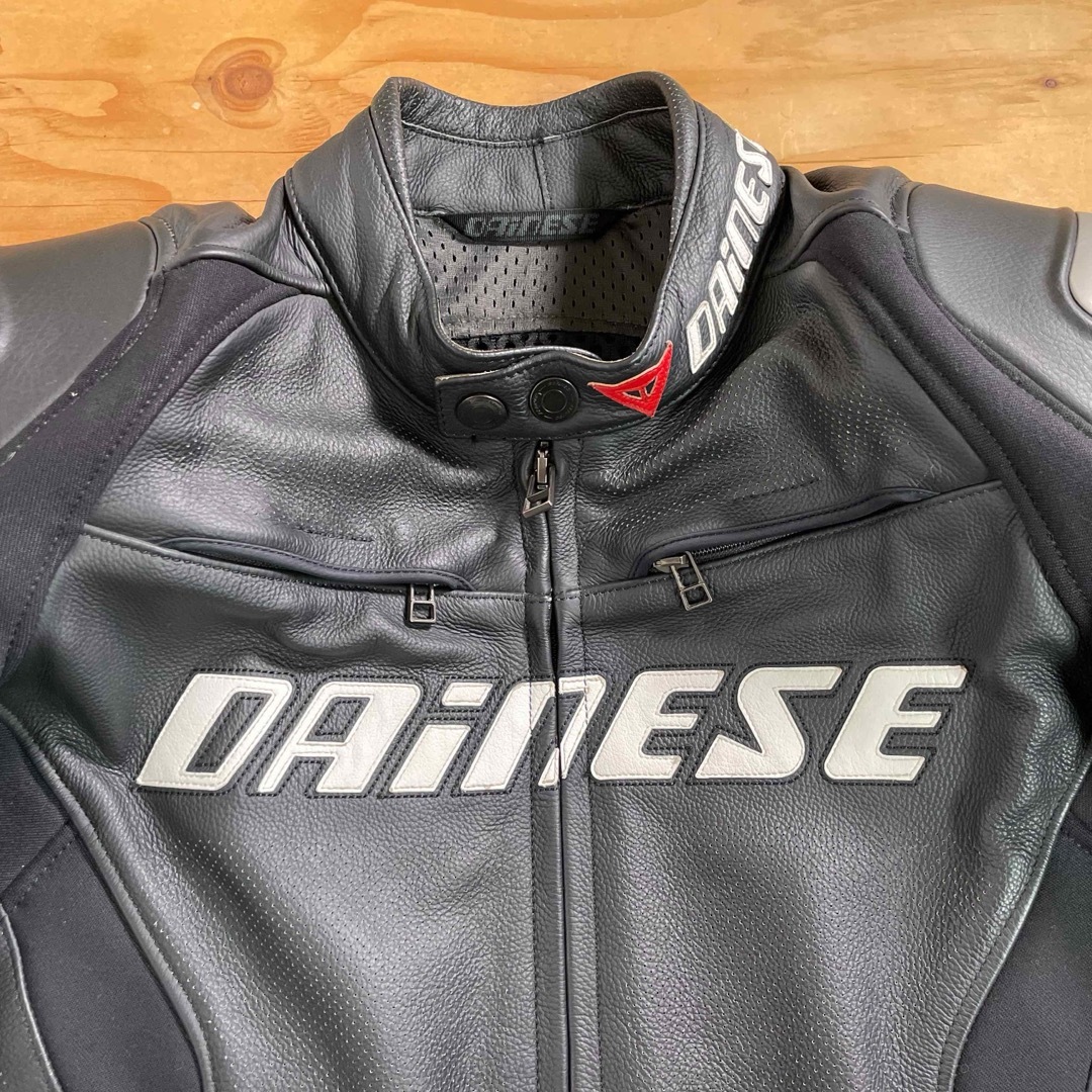 ☆DAINESE ダイネーゼ パンチングレザージャケット ブラック/46 自動車/バイクのバイク(装備/装具)の商品写真