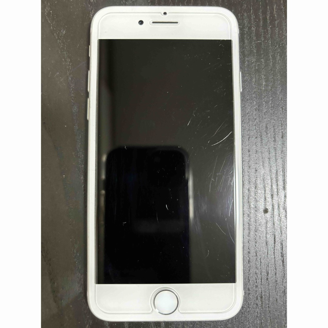iPhone(アイフォーン)の【J pan様専用】iPhone 8 ホワイト スマホ/家電/カメラのスマートフォン/携帯電話(スマートフォン本体)の商品写真
