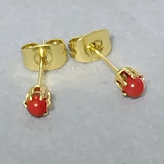 レッドコーラルピアス①(ピアス)