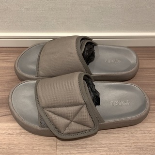 アディダス(adidas)の貴重人気カラーYeezy slipper season6 yeezy slide(サンダル)