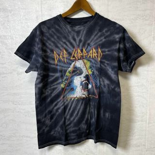 ミュージックティー(MUSIC TEE)のバンドＴシャツ　デフレパード　ヒステリア　サイズＭ　黒タイダイ　メンズ　古着(Tシャツ/カットソー(半袖/袖なし))