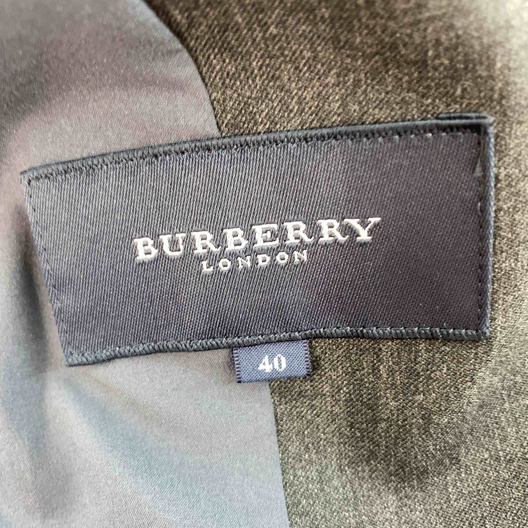BURBERRY(バーバリー)のBURBERRY LONDON バーバリー ロンドン レディース テーラードジャケット　スーツ　セットアップ　タイトスカート　ウール混　グレー レディースのフォーマル/ドレス(スーツ)の商品写真