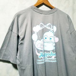 サンリオ(サンリオ)のSANRIO　ハンギョドン　新品　Tシャツ　半袖シャツ　淡紫　3L～4Lサイズ(Tシャツ(半袖/袖なし))