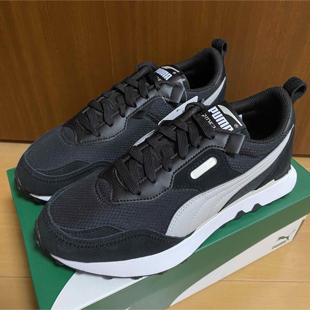 PUMA(プーマ)の【値下げ】【新品】PUMA☆ユニセックス　ライダー　FV  黒　ブラック　25㎝ メンズの靴/シューズ(スニーカー)の商品写真