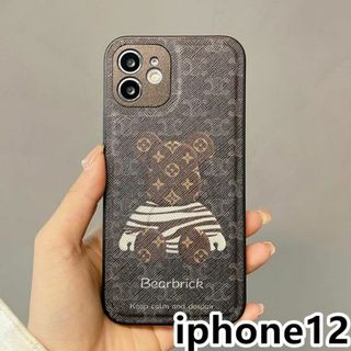 iphone12ケース 熊 ブラウン50(iPhoneケース)