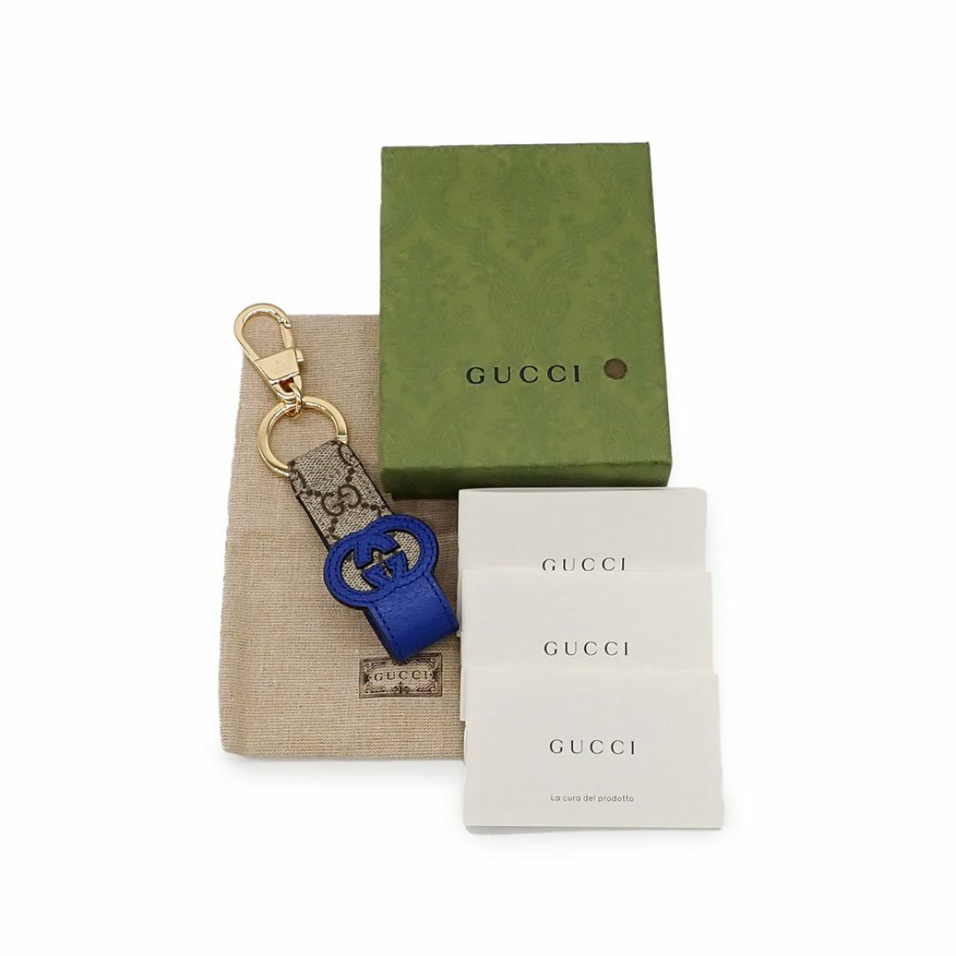 Gucci(グッチ)の未使用品 グッチ GGスプリームキャンバス キーリング キーホルダー 701432 カットアウト インターロッキングG ベージュ ブルー  メンズのファッション小物(キーホルダー)の商品写真