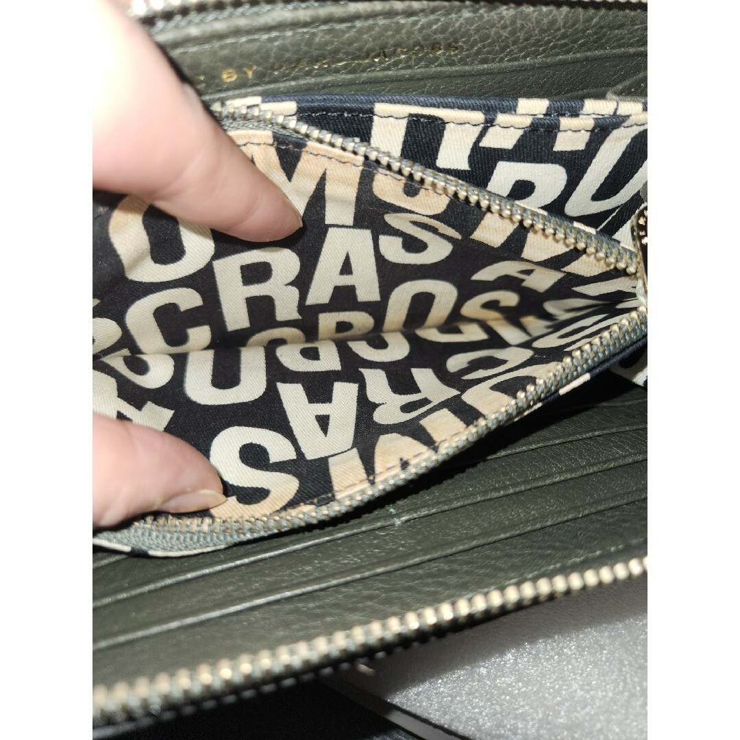 MARC JACOBS(マークジェイコブス)のMARC BY MARC JACOBS●長財布　カーキグレー●マークジェイコブス レディースのファッション小物(財布)の商品写真