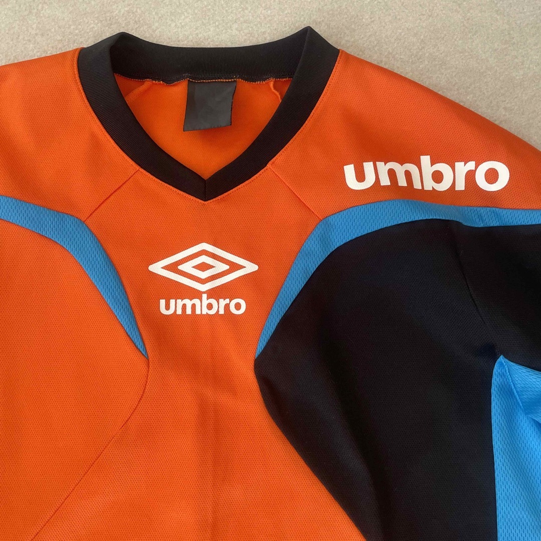 UMBRO(アンブロ)のサッカー フットサル  アンブロ UMBRO   Mサイズ スポーツ/アウトドアのサッカー/フットサル(ウェア)の商品写真