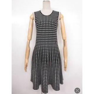 TO BE CHIC - トゥービーシック ニットワンピースの通販 by yuririn's TO BE CHIC - トゥービーシック ニットワンピースの通販 by yuririn's