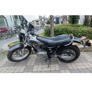 バンバン200(車体)