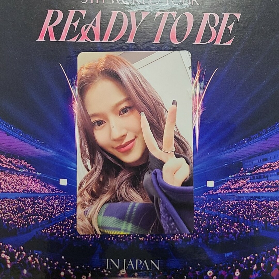 TWICE(トゥワイス)のTWICE 『READY TO BE IN JAPAN』トレカ　サナ エンタメ/ホビーのCD(K-POP/アジア)の商品写真