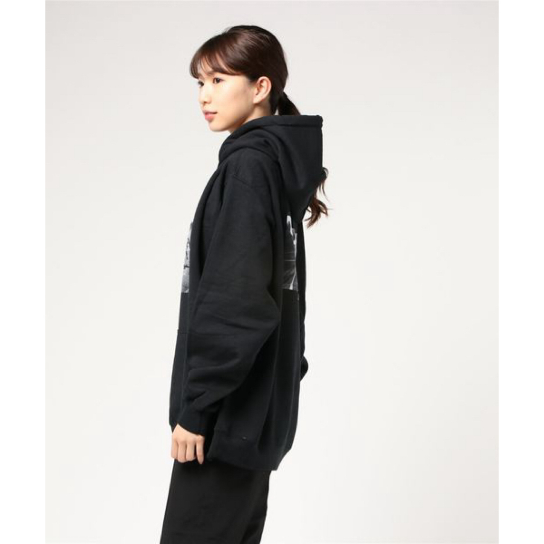 X-girl(エックスガール)のX-girl charlesPeterson photo swet hoodie レディースのトップス(パーカー)の商品写真