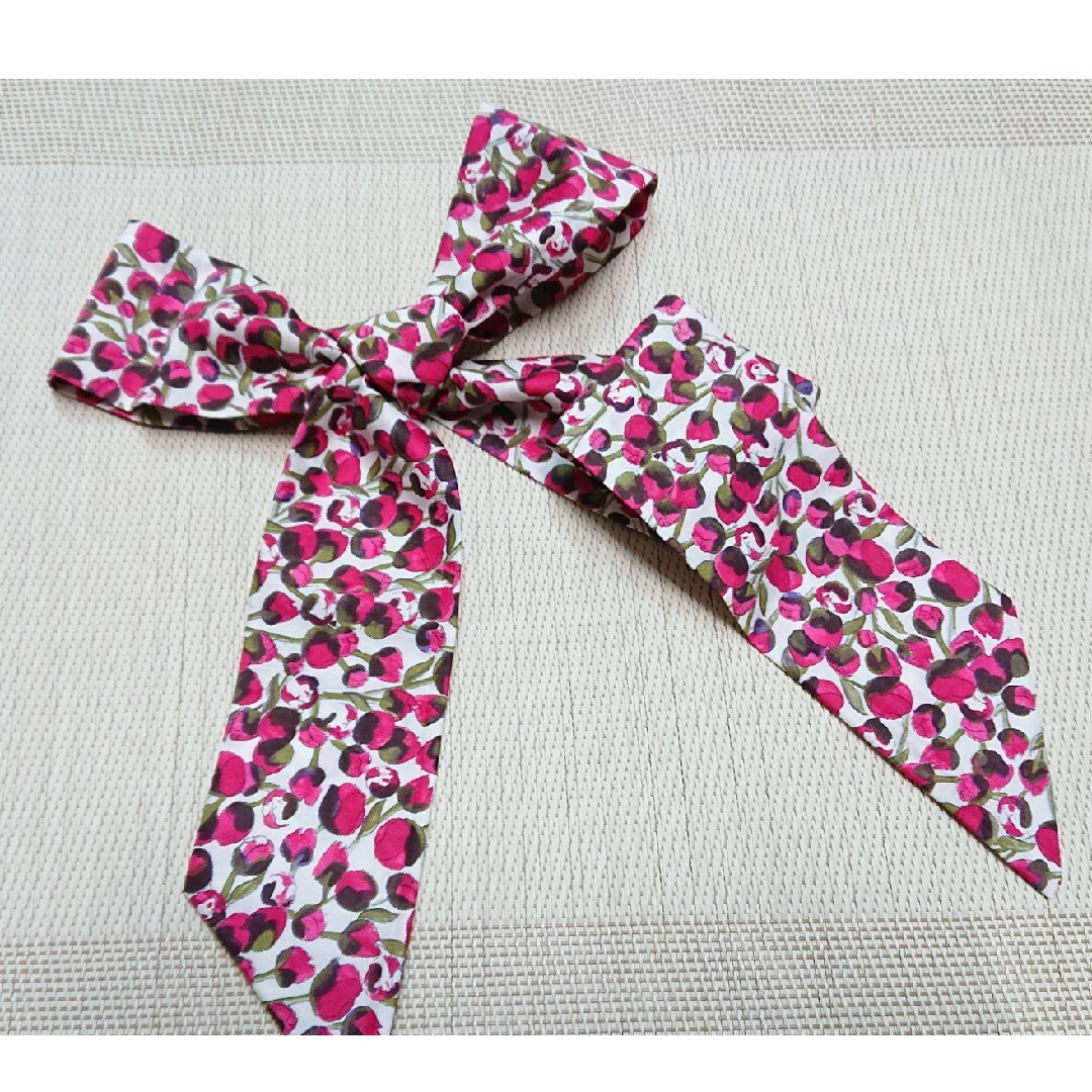 LIBERTY.(リバティ)のLIBERTY☆イライザス ビビットピンク リボンスカーフ レディースのファッション小物(バンダナ/スカーフ)の商品写真
