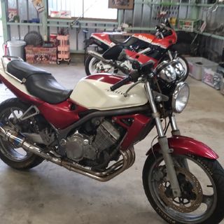 カワサキ(カワサキ)の動画あり　セル一発始動　★バリオス ZR250A バリオス250★(車体)