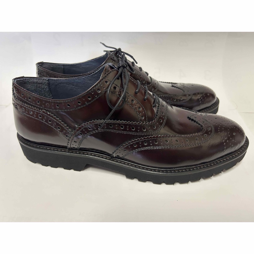 【新品未使用】カンタレリ ウイングチップシューズ バーガンディ ４２ メンズの靴/シューズ(ドレス/ビジネス)の商品写真