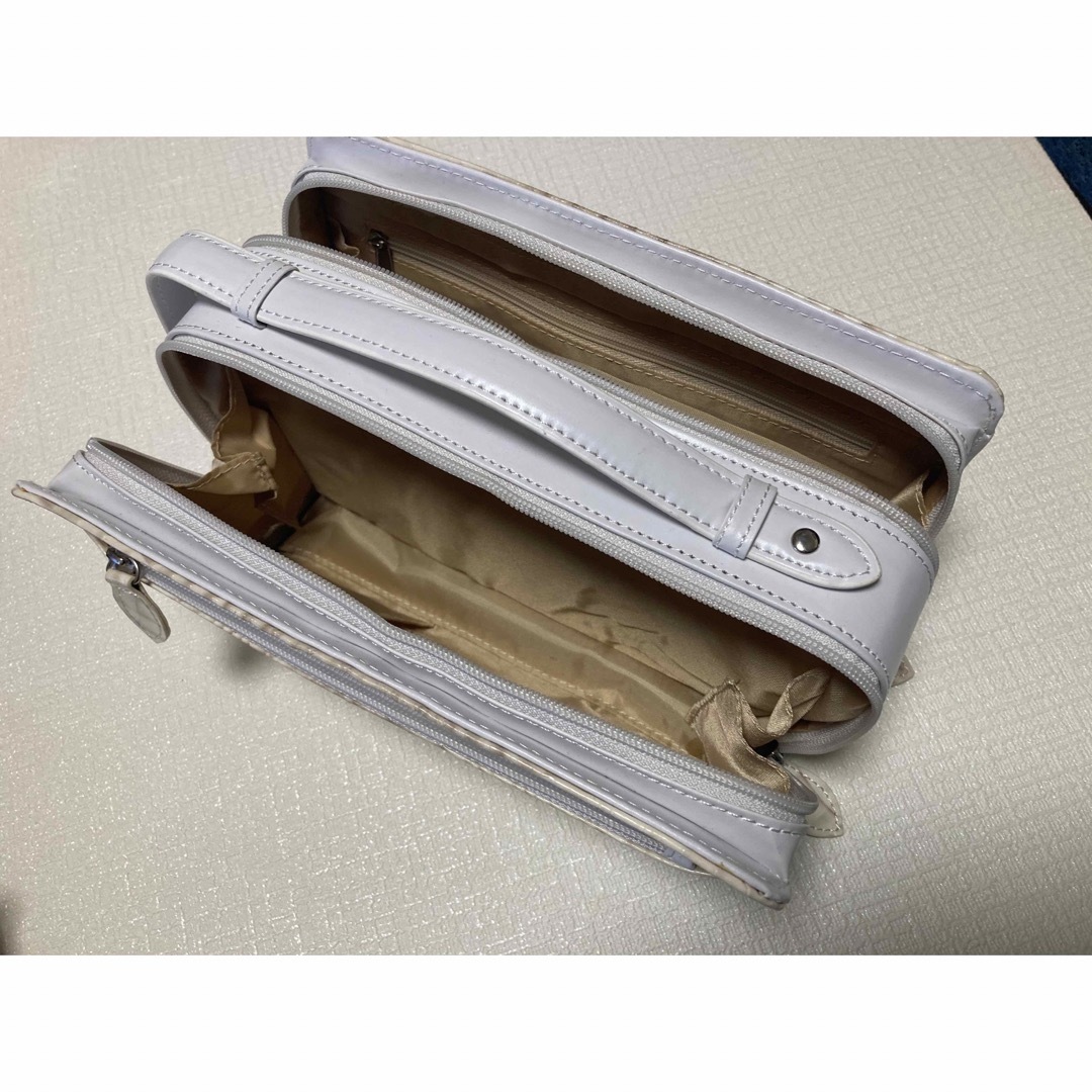 新品 牛革 Wファスナー セカンドバッグ クラッチバッグ ナチュラル系 メンズのバッグ(セカンドバッグ/クラッチバッグ)の商品写真