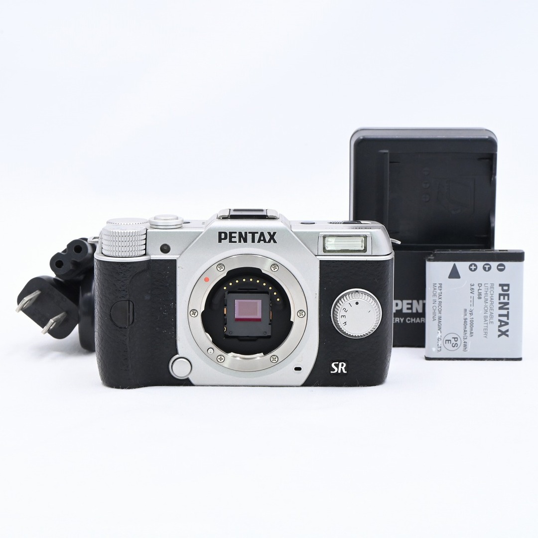 PENTAX(ペンタックス)のPENTAX Q10 ボディ シルバー スマホ/家電/カメラのカメラ(ミラーレス一眼)の商品写真