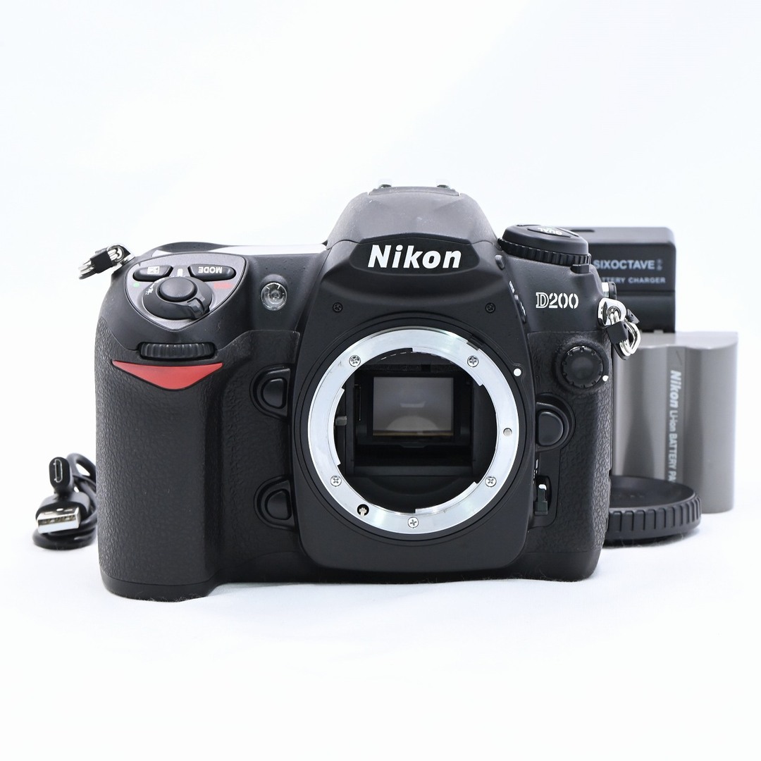 Nikon(ニコン)のNikon D200 ボディ スマホ/家電/カメラのカメラ(デジタル一眼)の商品写真