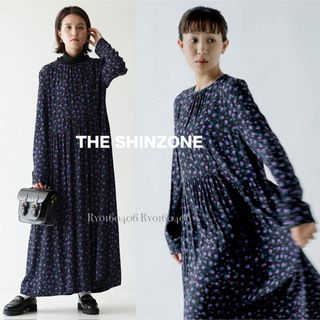 シンゾーン(Shinzone)の23AW⭐️試着程度⭐️47300円／ザ シンゾーン パープル フラワー ドレス(ロングワンピース/マキシワンピース)