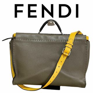 フェンディ(FENDI)の【極美品】フェンディ FENDI　ピーカブー　 2WAY ショルダーバッグ(ショルダーバッグ)