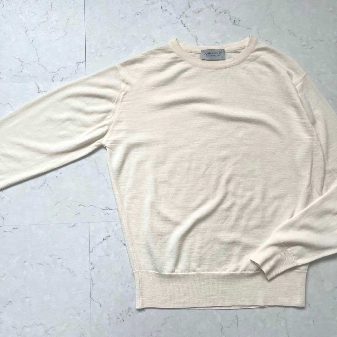 JOHN SMEDLEY(ジョンスメドレー)のジョンスメドレー 美品 イギリス製 薄手ウール クルーネックニット アイボリー レディースのトップス(ニット/セーター)の商品写真