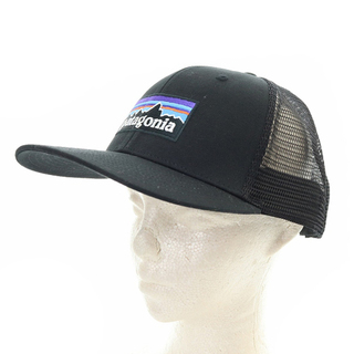 パタゴニア 帽子 ロゴ トラッカー ハット キャップ 黒