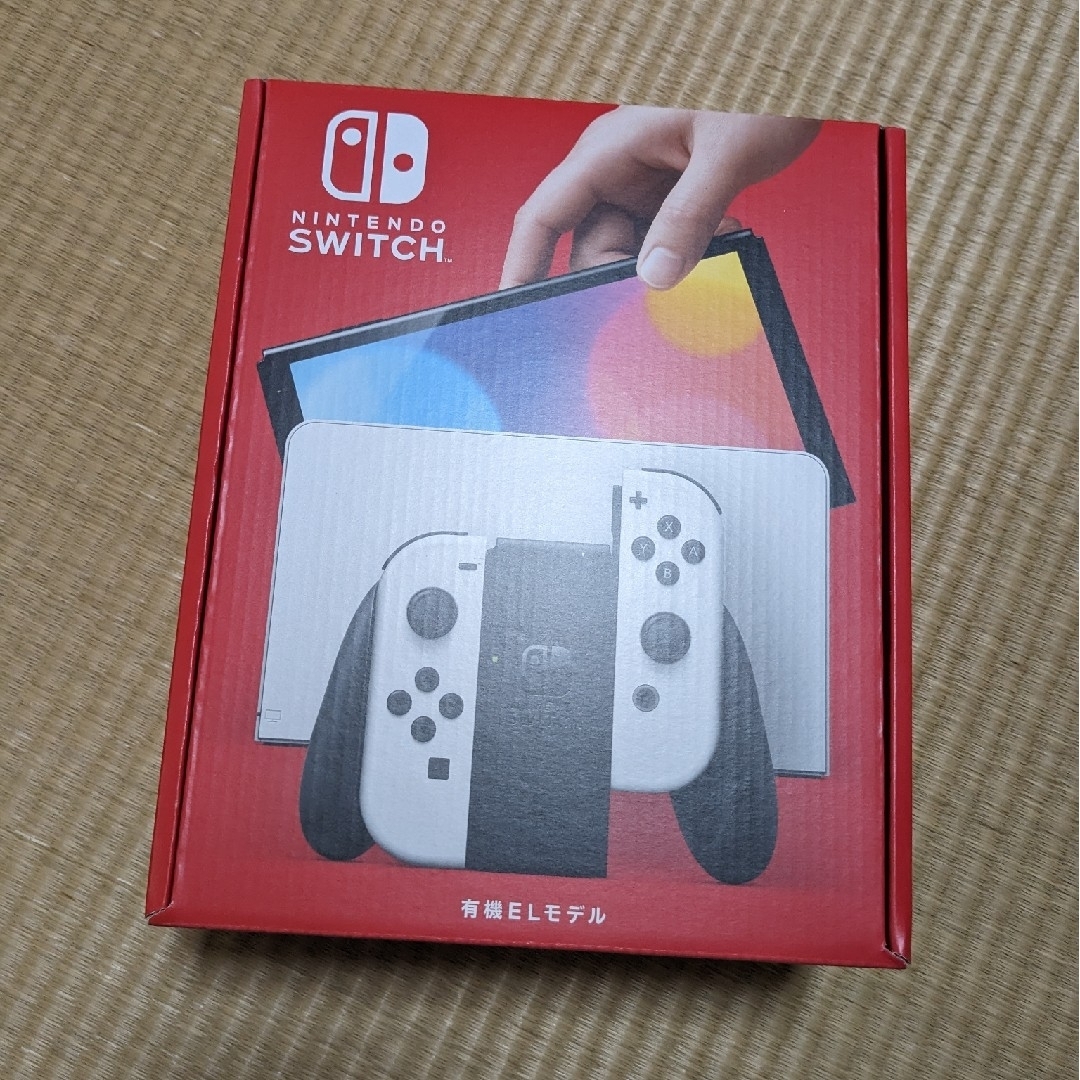 任天堂(ニンテンドウ)のNintendo Switch 本体 有機ELモデル 　新品 エンタメ/ホビーのゲームソフト/ゲーム機本体(家庭用ゲーム機本体)の商品写真