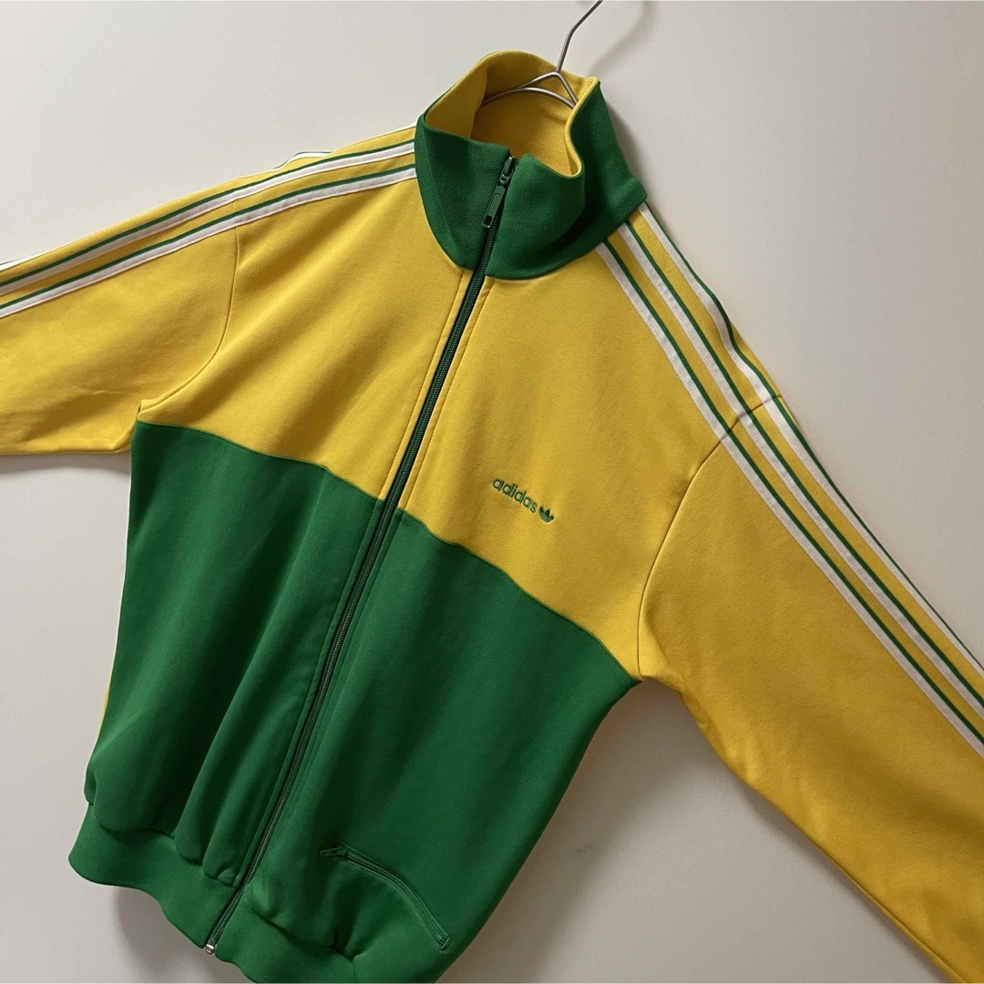 adidas - 美品90s】アディダス刺繍トラックジャケット古着 adidas - 美品90s】アディダス刺繍トラックジャケット古着