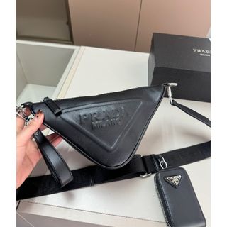 プラダ(PRADA)のファッション 綺麗 レディース トートバッグ プラダ(手袋)