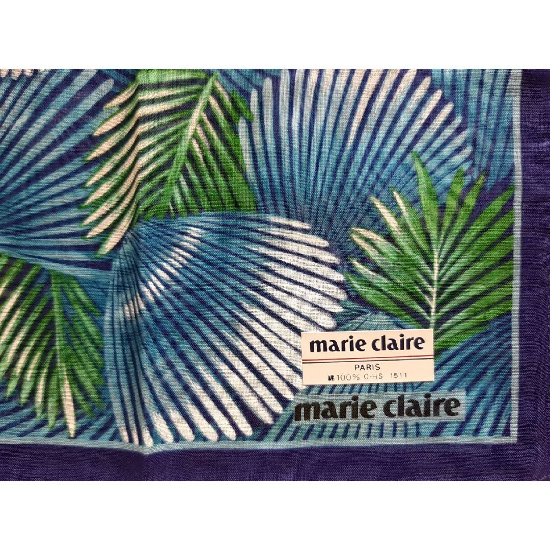 Marie Claire(マリクレール)のハンカチ　マリクレール　marie claire　薄手　新品　未使用　貝柄　青色 レディースのファッション小物(ハンカチ)の商品写真