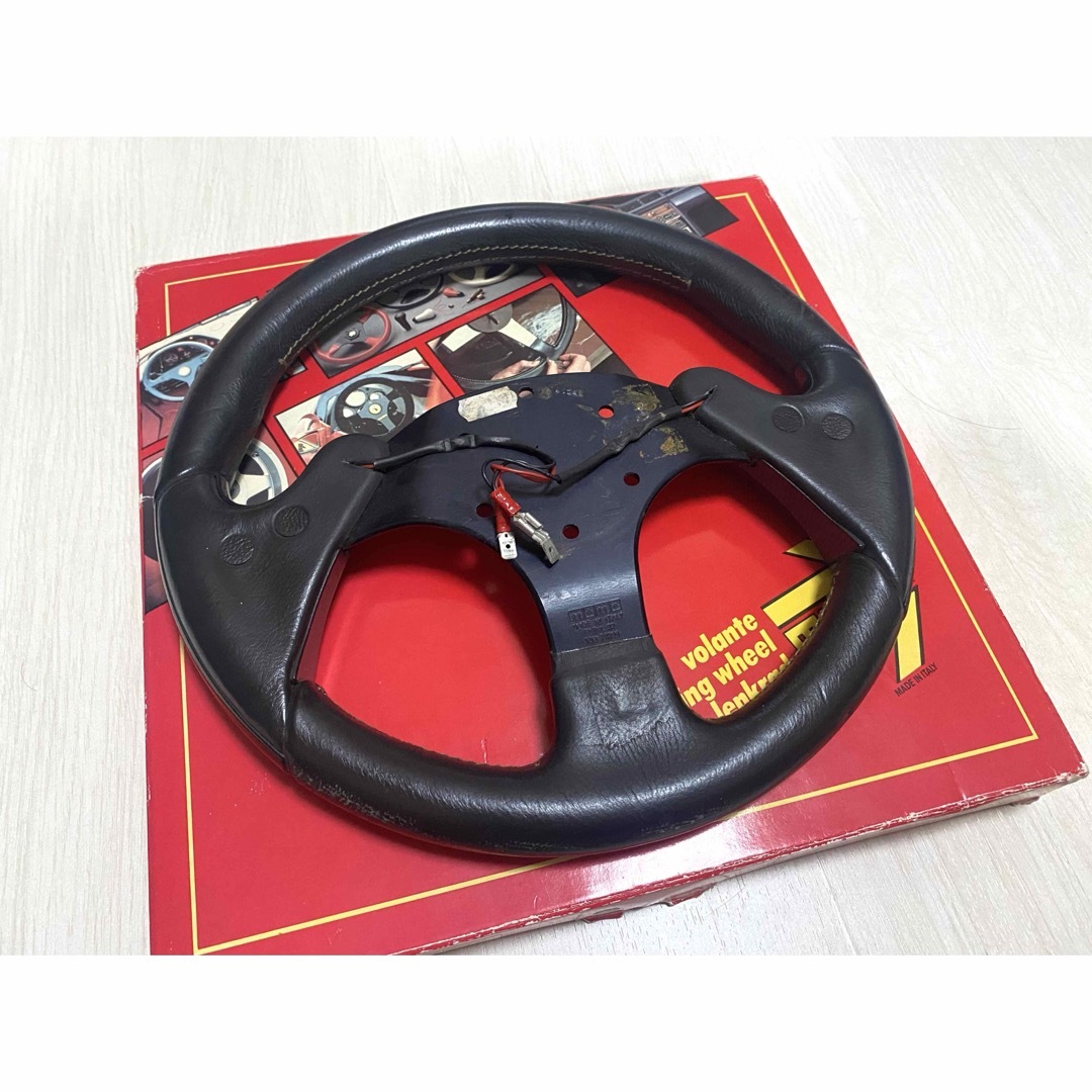 MOMO - 希少 MOMO F1 concept ステアリング 廃盤品 320mmの通販 MOMO - 希少 MOMO F1 concept ステアリング 廃盤品 320mmの通販