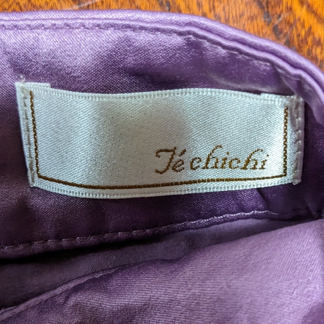 Techichi(テチチ)のTechichi サテン タック テーパードパンツ ウエスト後ゴム パープル S レディースのパンツ(カジュアルパンツ)の商品写真
