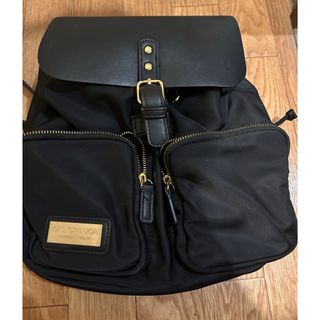 ガストンルーガクレッシー(GastonLuga CLASSY)のGASTONLUGA リュック 黒 レディース ゴールド バックパック(リュック/バックパック)