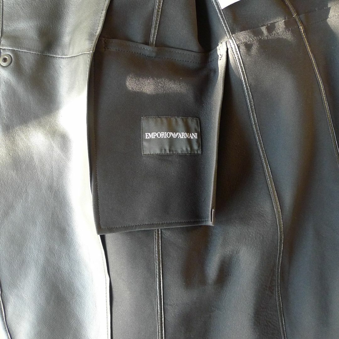 Emporio Armani(エンポリオアルマーニ)のアルマーニ 1枚仕立 ラム レザーコート 38 ★未使用 ARMANI レディースのジャケット/アウター(ピーコート)の商品写真