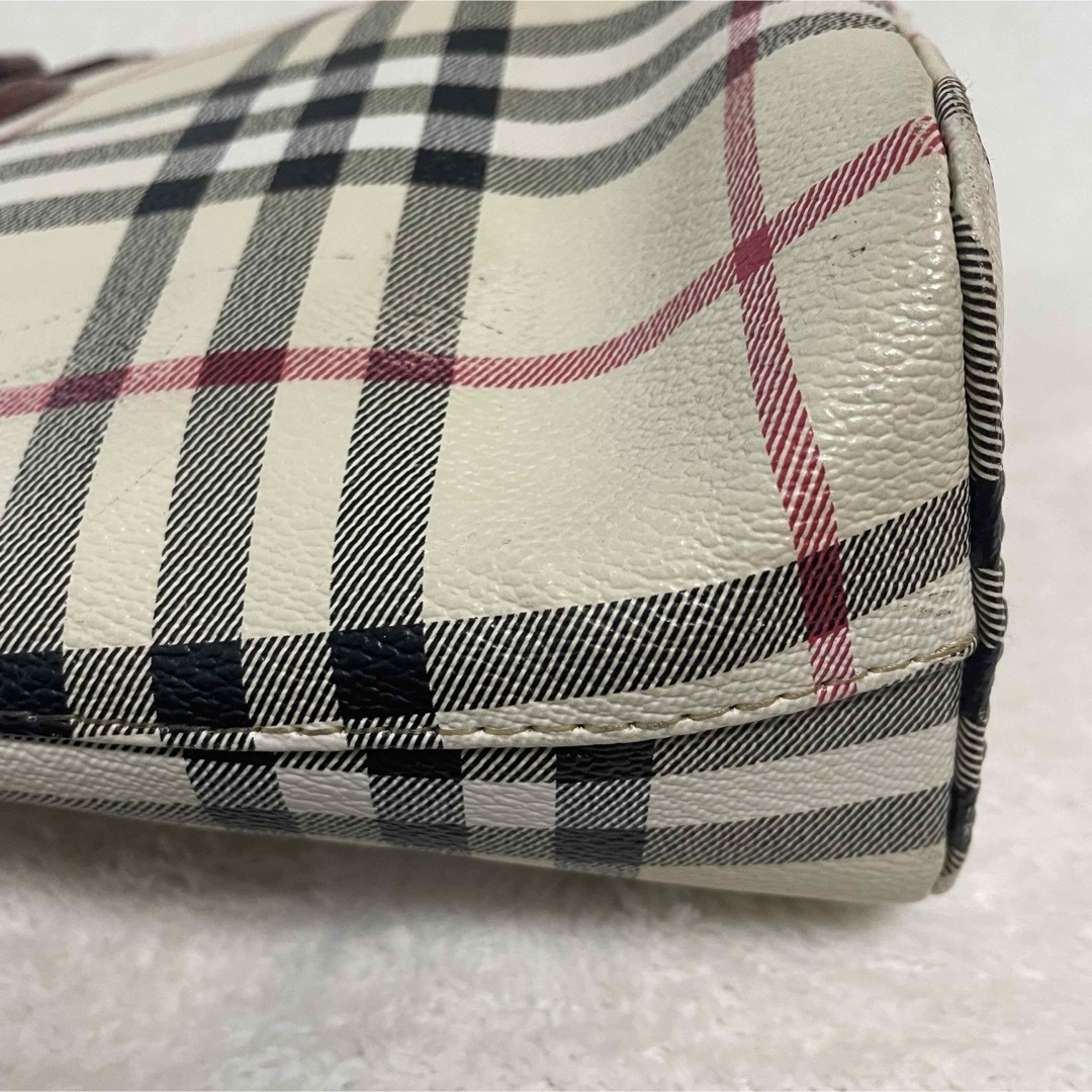 BURBERRY(バーバリー)のバーバリー　ノバチェック　シャドーホース　ハンドバッグ　PVC Burberry レディースのバッグ(ハンドバッグ)の商品写真