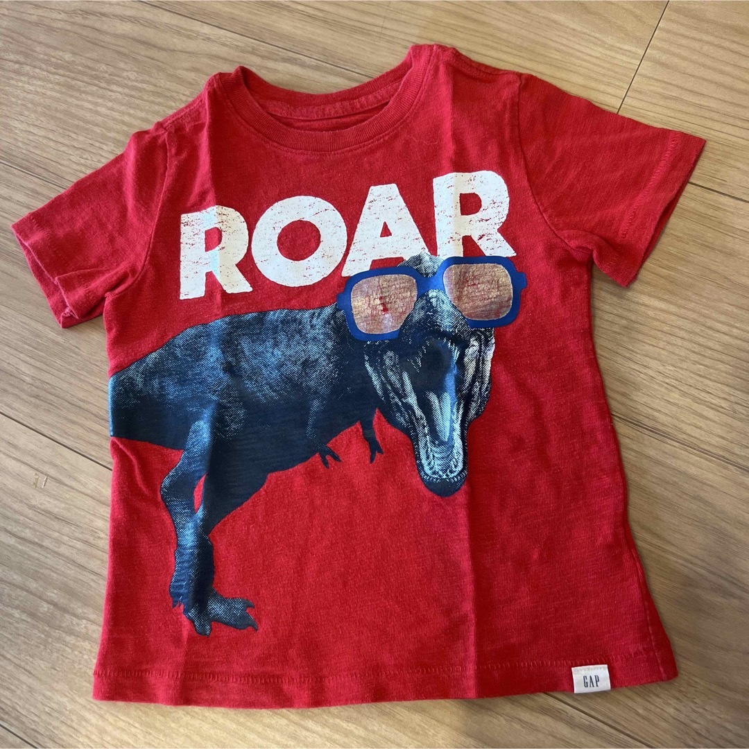 babyGAP(ベビーギャップ)のベビーギャップ トップス Tシャツ キッズ/ベビー/マタニティのキッズ服男の子用(90cm~)(Tシャツ/カットソー)の商品写真